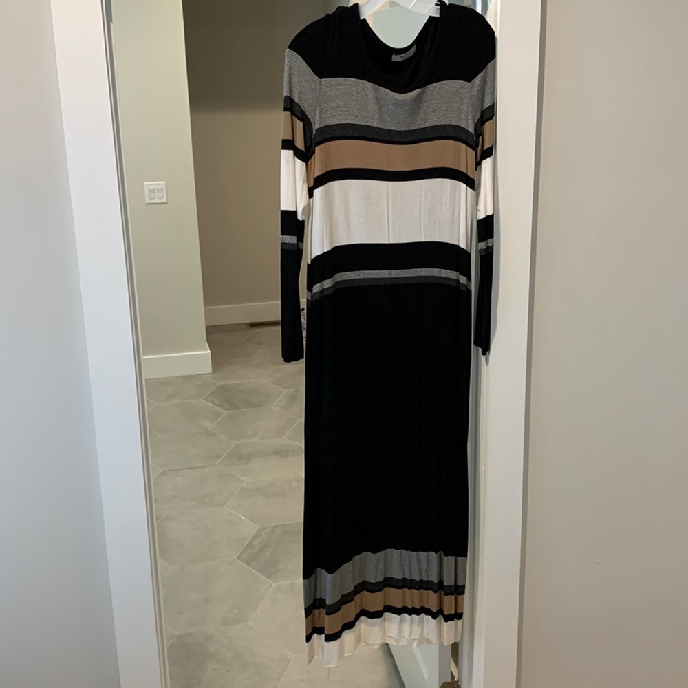 Women’s fall winter long sleeves dress Bailey 44 size large